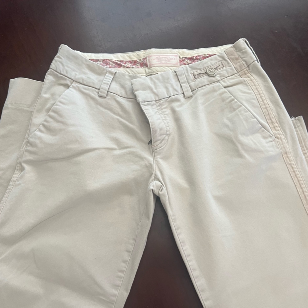 American Eagle Khaki’s, size 2, bootcut
